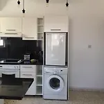 Vangelios Apartments